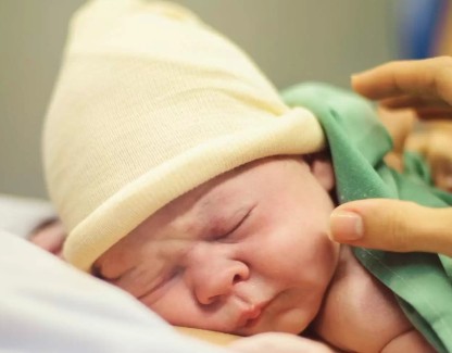 Tüp Bebek Tedavisi Nedir? Kimlere Tüp Bebek Tedavisi Uygulanabilir?